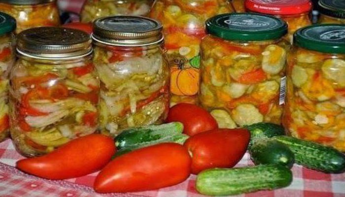 Салат из огурцов на зиму, пальчики оближешь