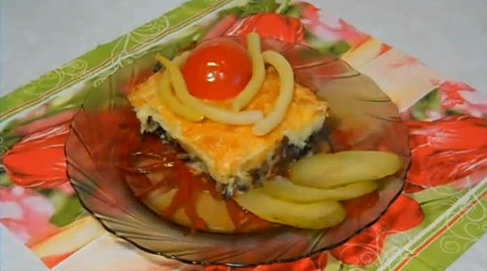 Картофельная запеканка с грибами в духовке