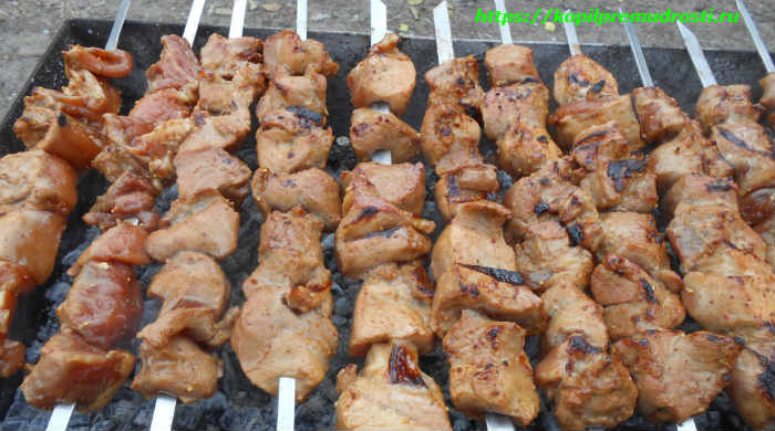 шашлык на мангале
